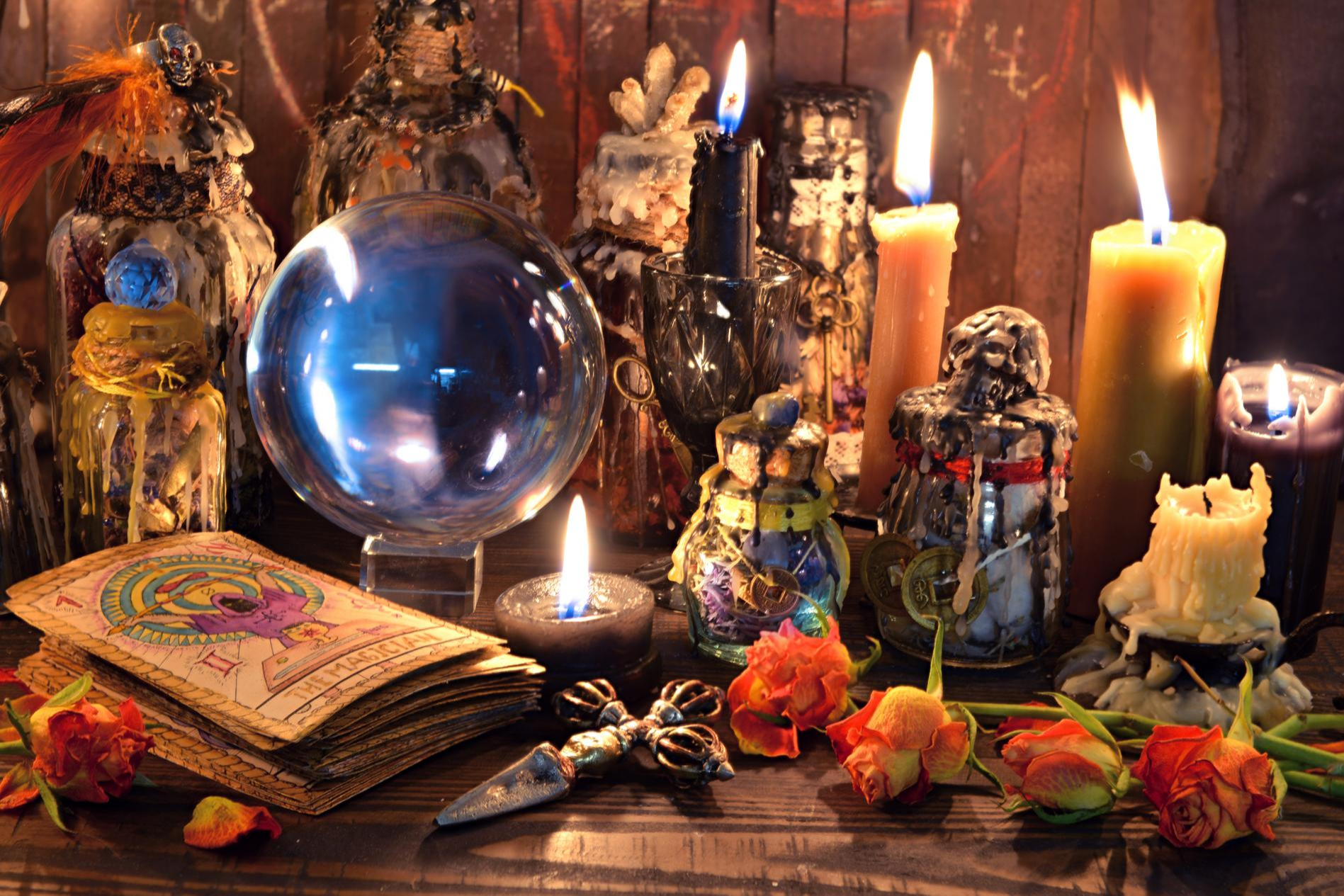 El Tarot de Luz María asegura que el Tarot Luz de Luna gana posiciones en el terreno digital y se considera una de las opciones mejor valoradas en el mercado