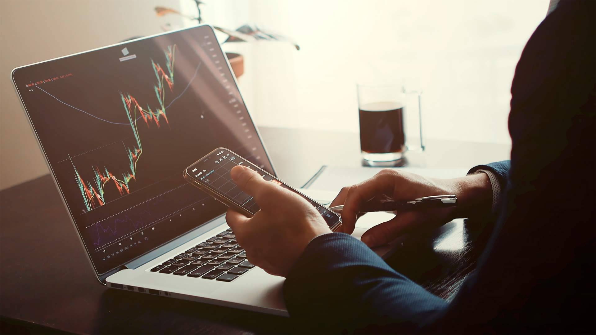 En Fxinstitucional ofrecen el servicio de un mentor con experiencia para operar con éxito en Forex