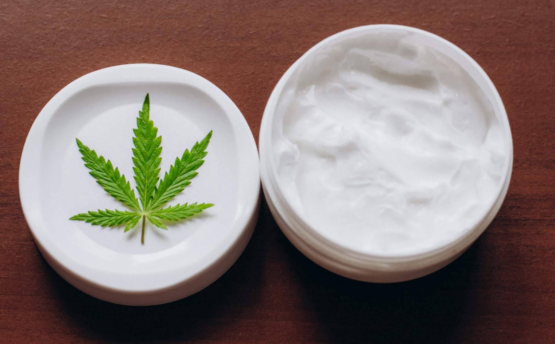 Encontrar cosmética natural de CBD es posible en Legalhemp Biocosmetic
