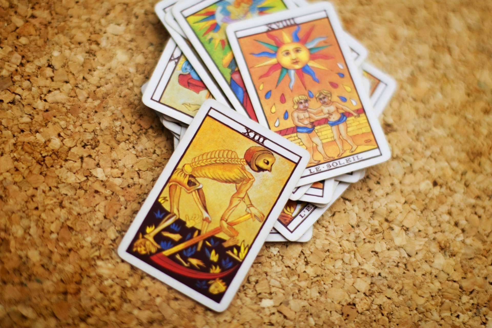 El Tarot de las Meigas, tarot 10 euros por 30 minutos