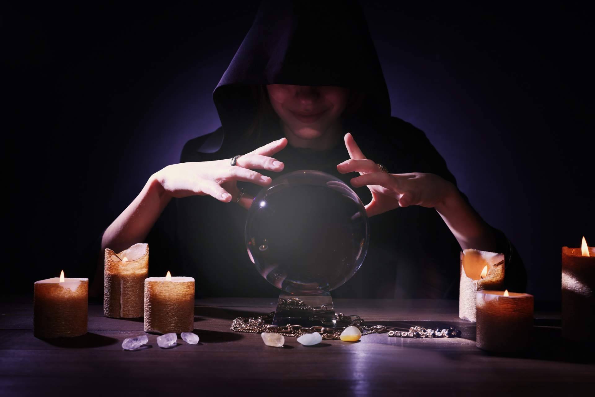 Los beneficios de internet para el tarot por chat, en La Casa del Tarot y Videncia