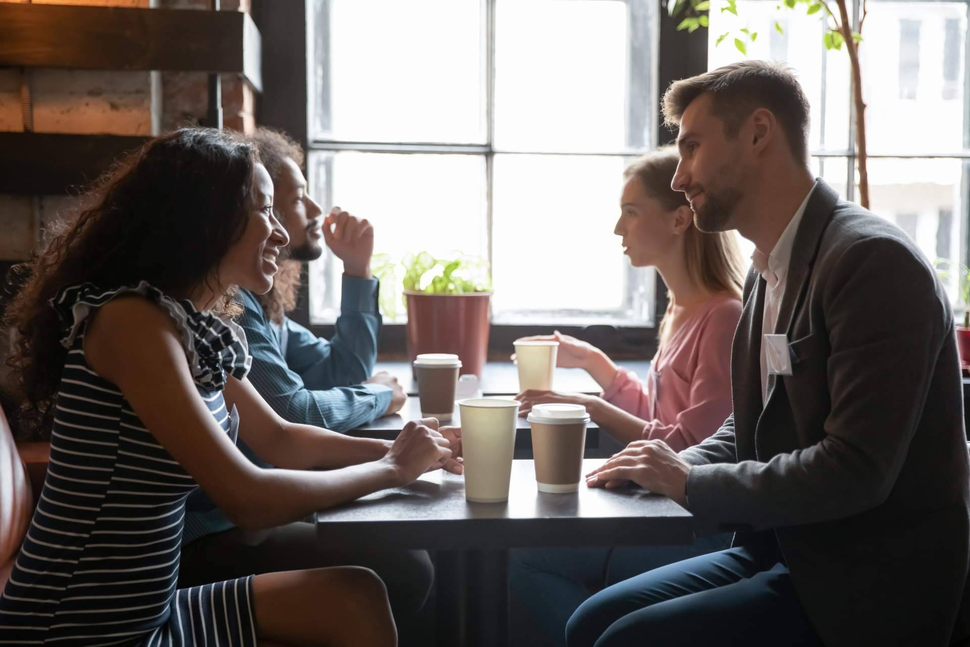 Los eventos speed dating en Barcelona se consolidan como la alternativa a las apps de citas, por BeDazzling