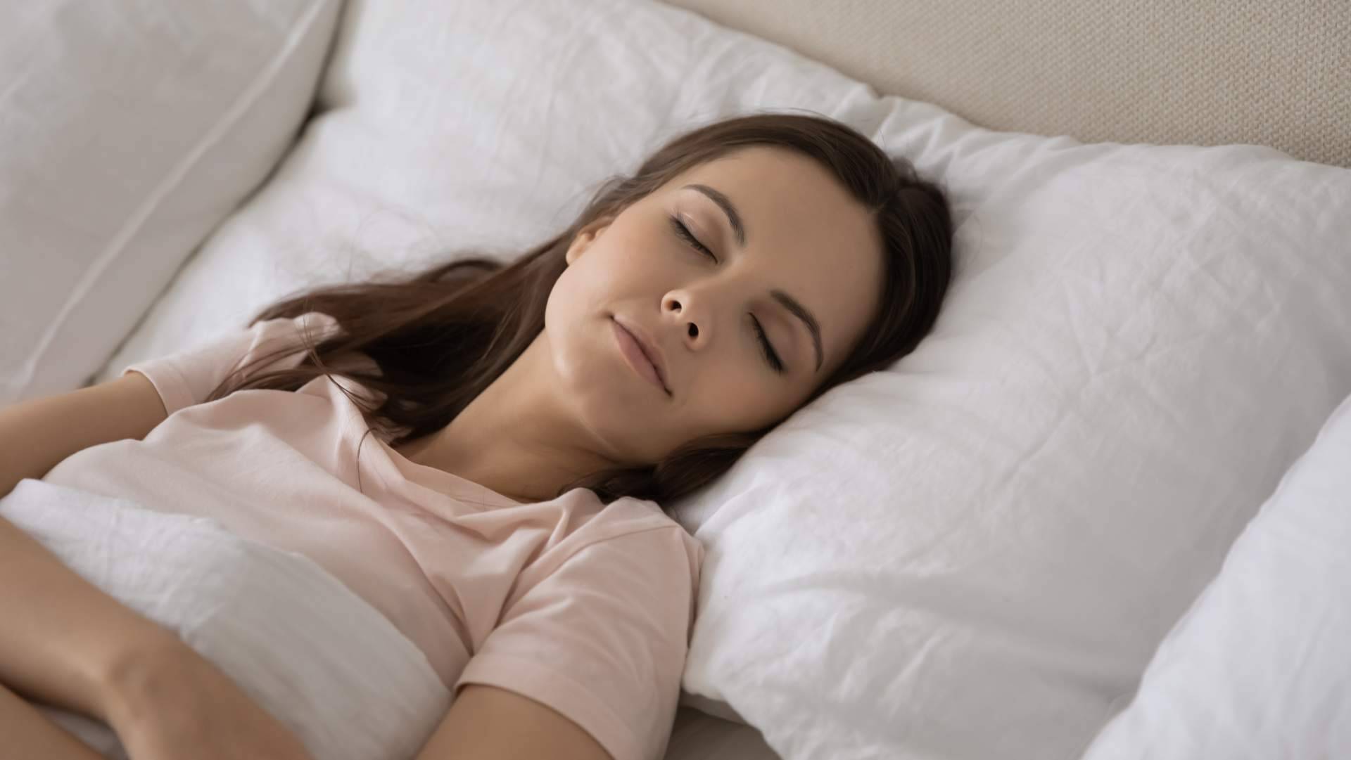 Emplear frecuencias 369 para dormir y descansar profundamente