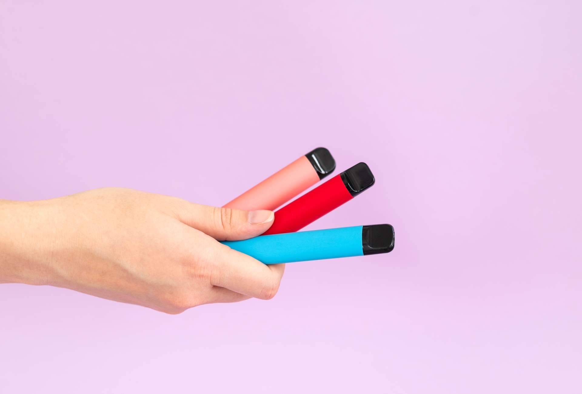 ¿A qué se debe la creciente popularidad de los vapes desechables? The Vape Lab 3
