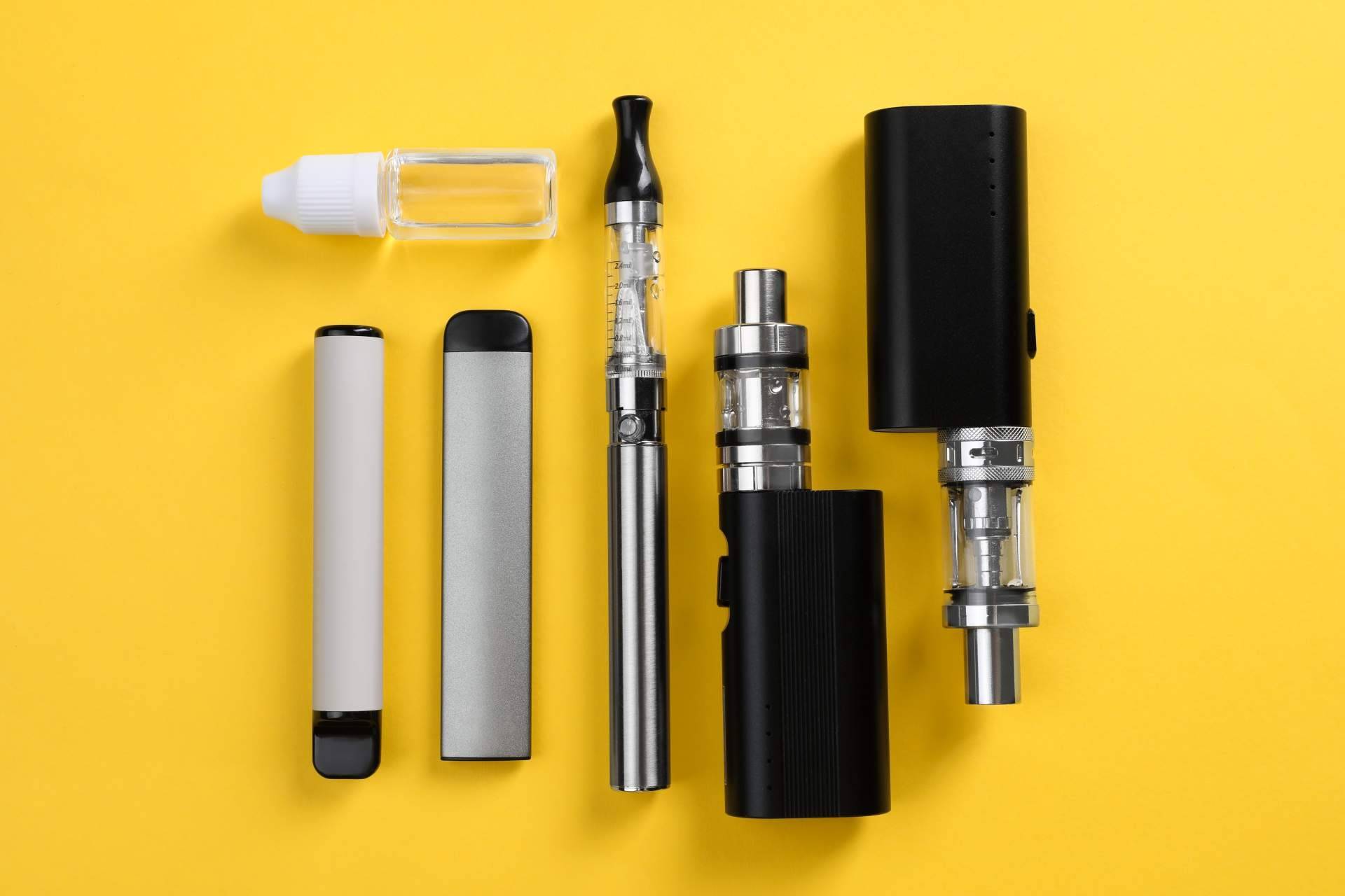 Adquirir en The Vape Lab 3 diferentes accesorios de vapeo