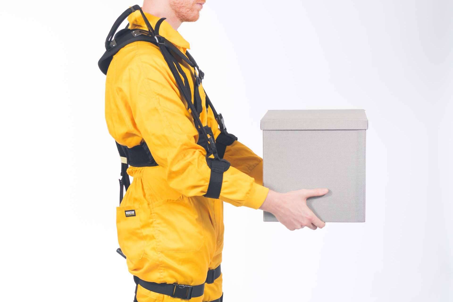 Exoesqueletos industriales en España, la propuesta de Cyber Human Systems para entornos laborales exigentes