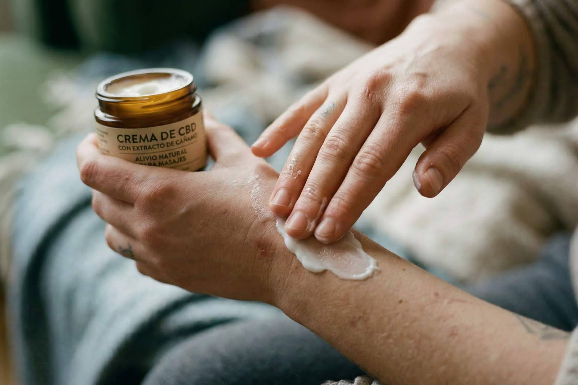 CBD en España; qué es, usos principales y cómo comprar de forma segura